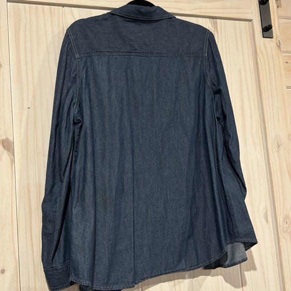 DH light weight button up - Picture 4 of 4